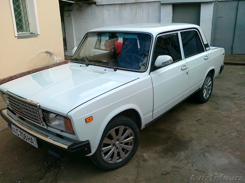 Продаю ВАЗ 2107 белого цвета 2003года в идеальном состоянии - Изображение #1, Объявление #406061
