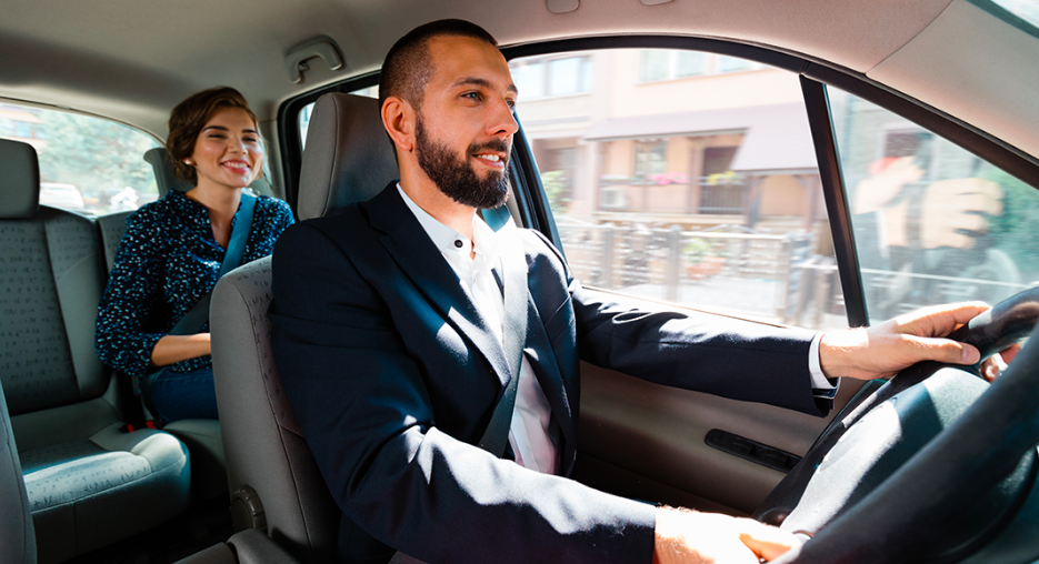 Водитель требуется в частную семью. График работы обговаривается. Высокая зарпла - Изображение #1, Объявление #1695607