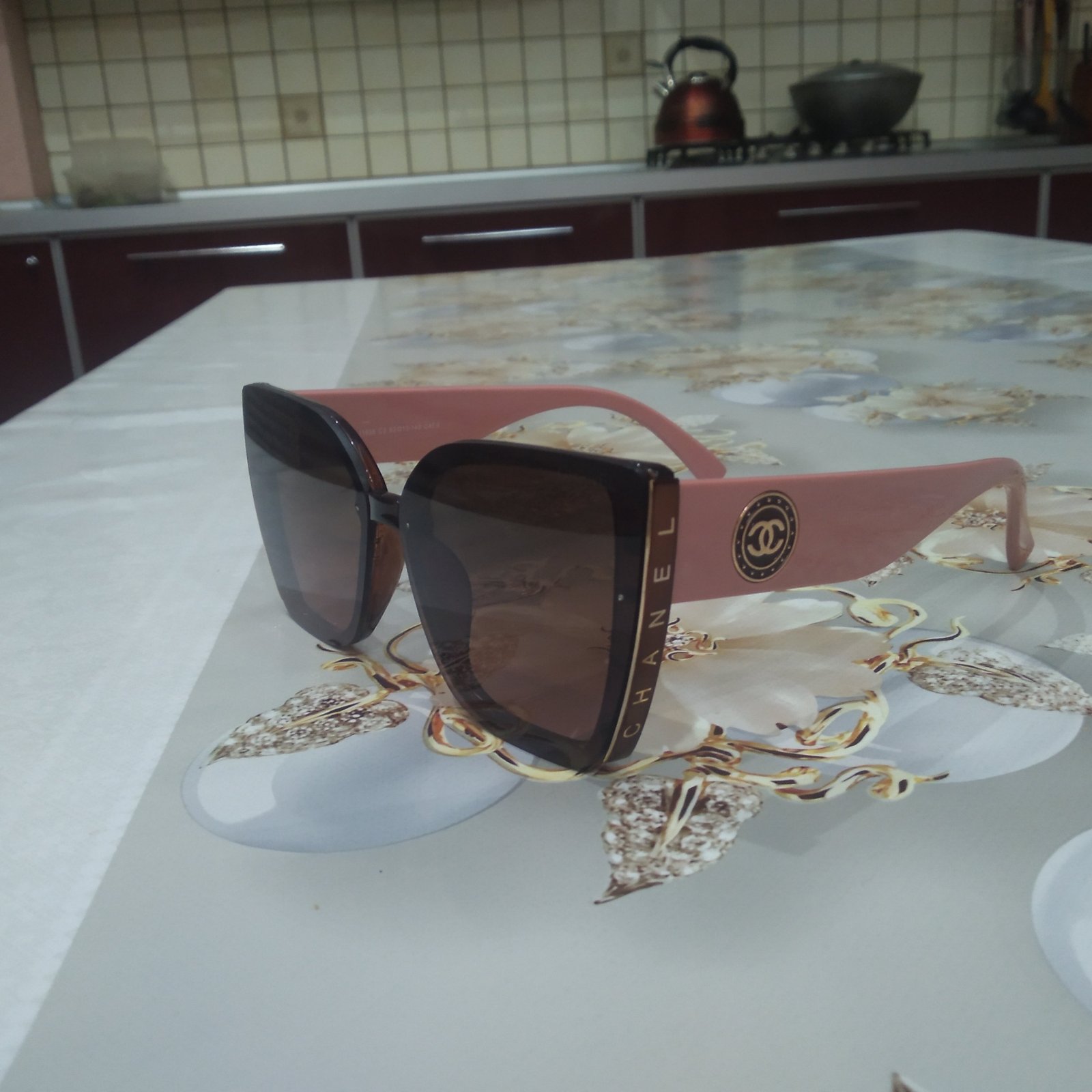 Нашёл очки "Channel" - Изображение #1, Объявление #1707957