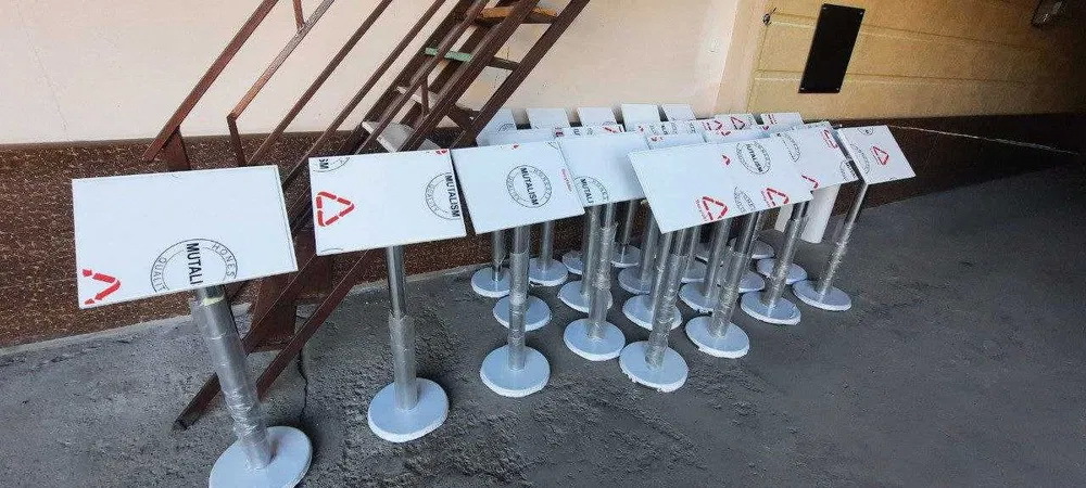 Рекламные напольная стойка информация. Ташкент - Изображение #1, Объявление #1730088