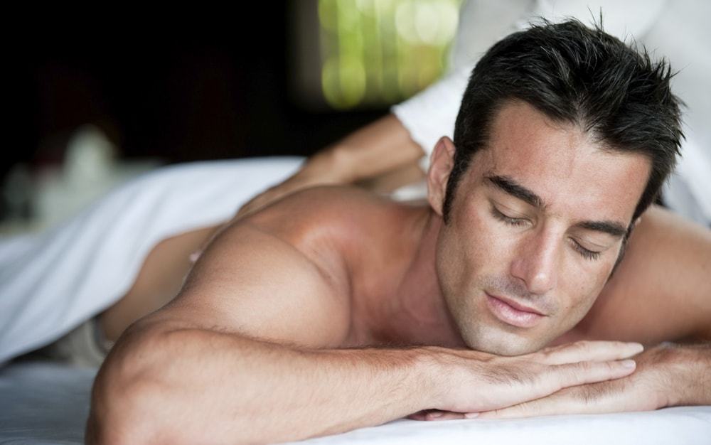 ГОРЯЧИЕ СКИДКИ НА МАССАЖ В ЧЕСТЬ ПРАЗДНИКА. ДОРОГИЕ ДРУЗЬЯ, МАССАЖ ДЛЯ ВСЕХ. КРУ - Изображение #1, Объявление #1743148