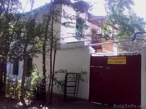 Продаю двухэтажный кирпичный дом в центре г. Ташкент  - Изображение #1, Объявление #875978
