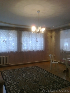           В Ташкенте продаю свой двух этажный кирпичный дом. - Изображение #1, Объявление #1036700