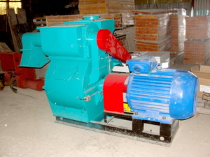 Дробилка молотковая безрешетная ДМБ-10 