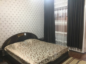 Дом 5 комнат, 4 сотки, въезд для машины. Азербайджанский центр. Смотрите фото. Ц - Изображение #2, Объявление #1696549