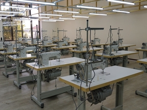 Швейные Машинки продаются по низким ценам ! Звоните договоримся)