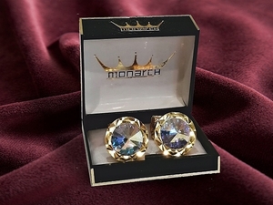 Позолоченные запонки бренда Monarch с кристаллами от всемирно изве - Изображение #1, Объявление #1740515