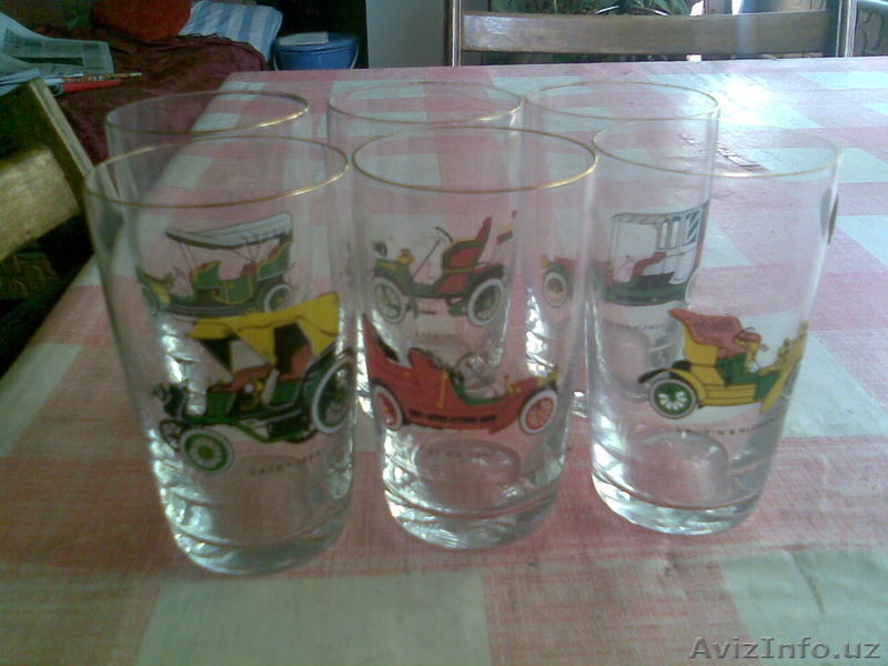 Продам Стаканы из Богемского стекла с наклейками машинок комплект из 6 стаканов. - Изображение #1, Объявление #669359