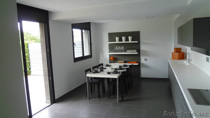 Элитный дуплекс с видом на море и бассейном под Барселоной - Изображение #6, Объявление #1518807