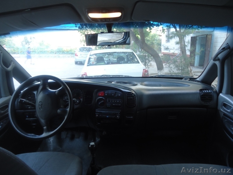 Продам минивен HYUNDAI H1, 2006г., двигатель бензиновый, а также метан - Изображение #3, Объявление #1516414