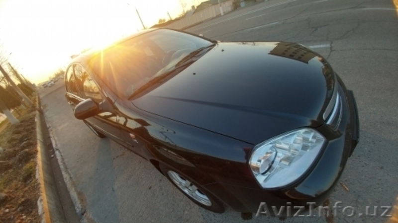 Продаю Lacetti 1.8 2010 Автомат/Люк Черная - Изображение #1, Объявление #1522979