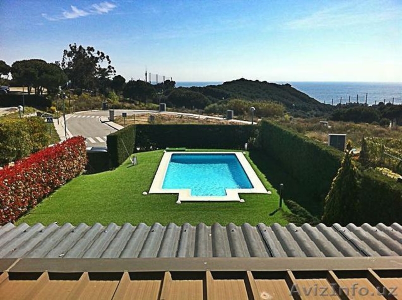 ВИЛЛА С ВИДОМ НА МОРЕ И ГОЛЬФ-КЛУБ, в 35 км. от Барселоны, Испания - Изображение #3, Объявление #1544172