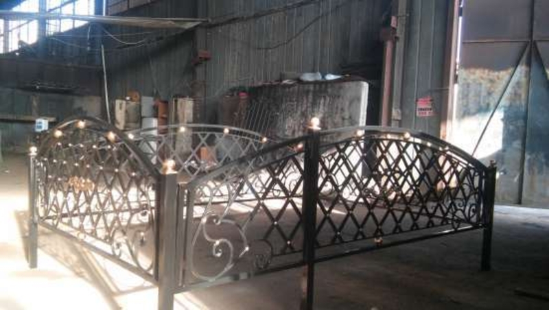 Металлические двери решетки козырьки навесы ограды и т.д по доступным ценам - Изображение #5, Объявление #1651855