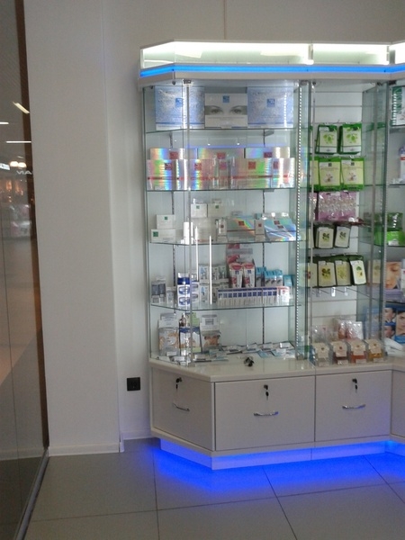 Торговое оборудование для магазинов, витрины, стеллажи, полки, шкафы, торговая м - Изображение #3, Объявление #1660270