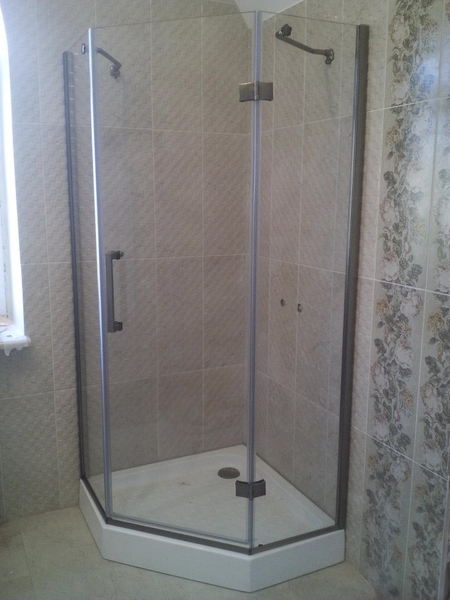 Душевые кабины стеклянные угловые и прямы из прочного и каленного стекла. Распаш - Изображение #7, Объявление #1693932