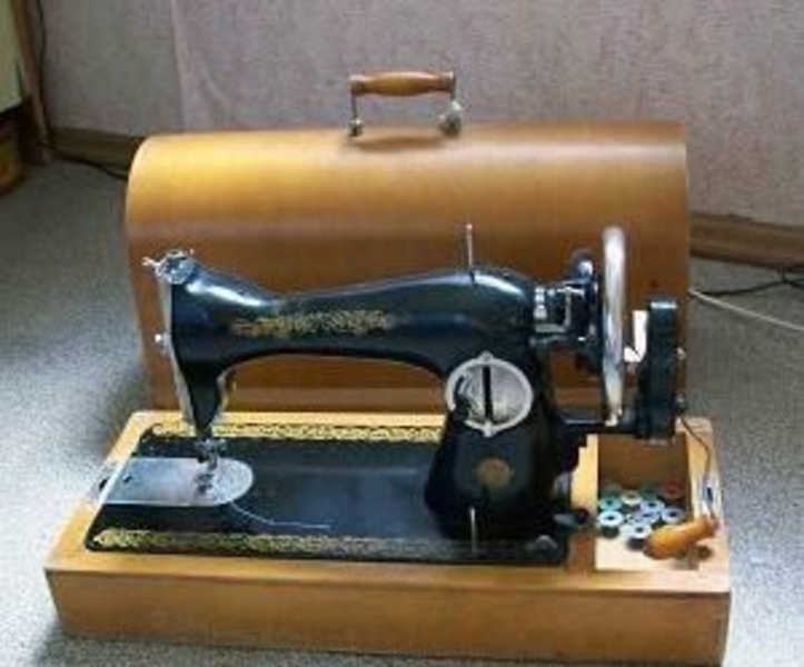 Куплю Дорого! Швейные машины и Оверлоки. (Рабочий и Нерабочий) Выезд на дом! - Изображение #2, Объявление #1719031
