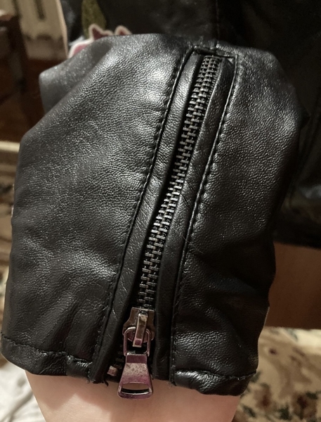 Женская кожаная куртка  - Изображение #4, Объявление #1733679