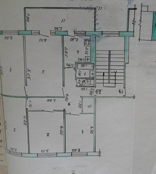 5 комнатная квартира, переделанная в 6, (2 этаж 4-х этажного дома) - Изображение #1, Объявление #1738582