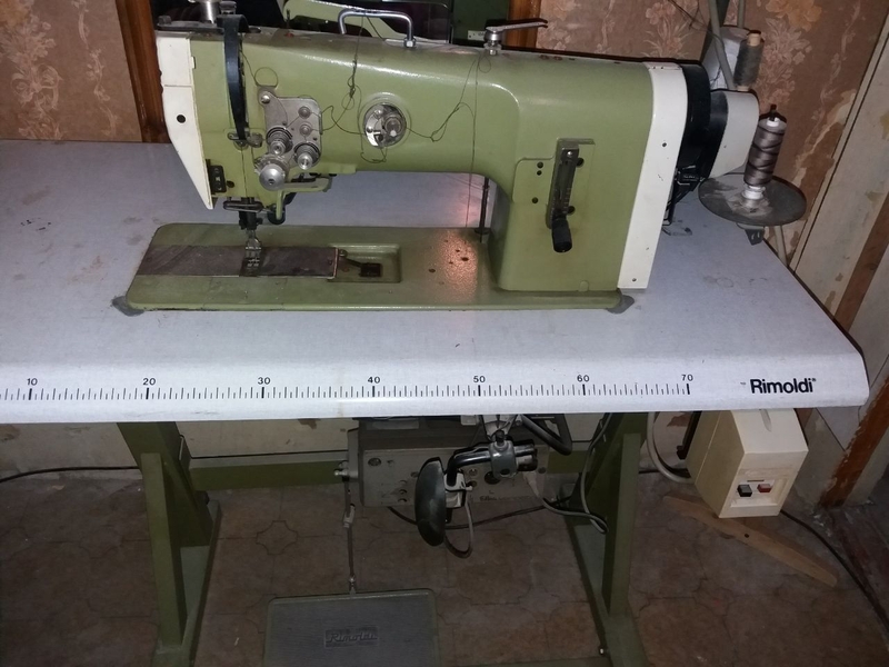 Двухигольная машина челночного стежка с отключающимся игловодителем - Изображение #2, Объявление #1743431