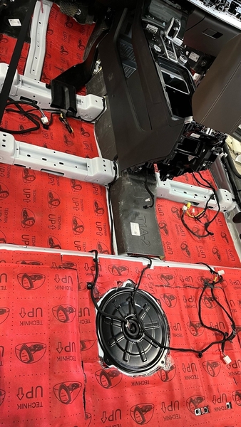 Шумоизоляция универсальная Technik Up 6mm - Изображение #6, Объявление #1744472