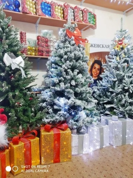 Новогодняя ёлка с ягодами и шишками 180 см , по скидке со склада - Изображение #3, Объявление #1747461