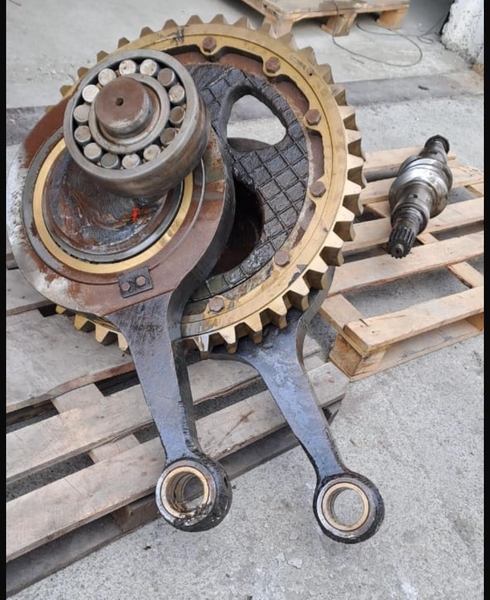 Червячная пара (вал эксцентриковый с шатунами, вал червячный) для насоса 9Т - Изображение #1, Объявление #1749414