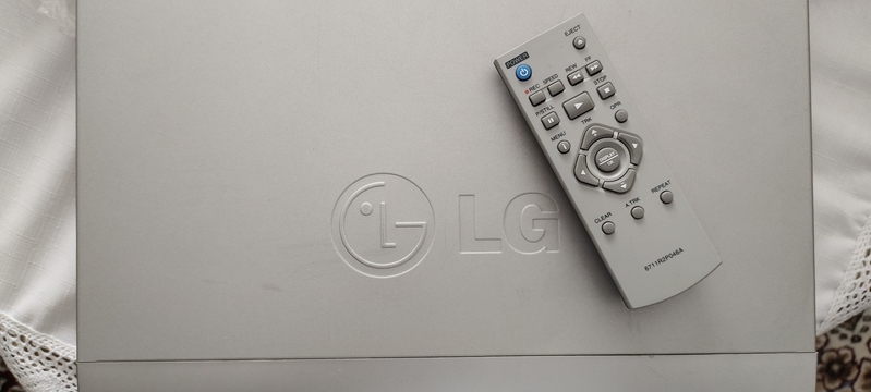 Продаю видеомагнитофон LG VHS (Super Multi System).  - Изображение #1, Объявление #1751162